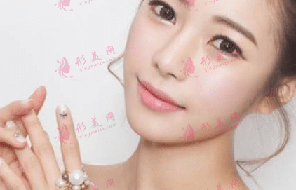 自體脂肪填充