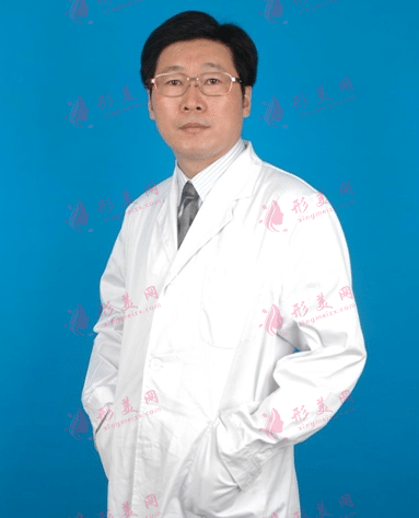 成都艾米麗醫(yī)療整形美容醫(yī)院院長(zhǎng)——潘紅偉