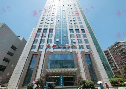 成都市西區(qū)醫(yī)院整形外科