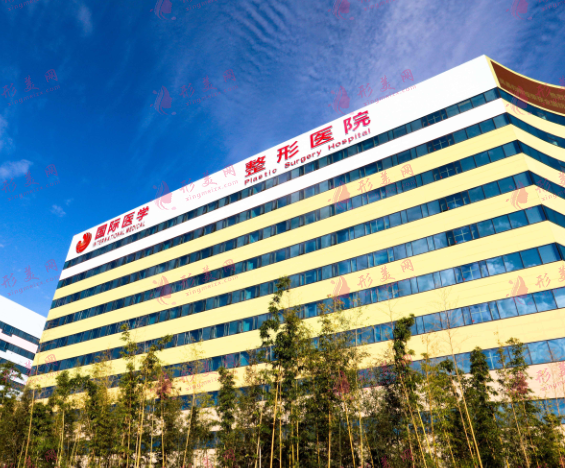 國內(nèi)腹壁成型術(shù)醫(yī)生排名揭曉，這幾位技術(shù)好術(shù)后驚艷