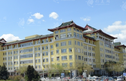 哈爾濱醫(yī)大二院整形科怎么樣？眼/鼻/胸/吸脂等價(jià)格都在這里