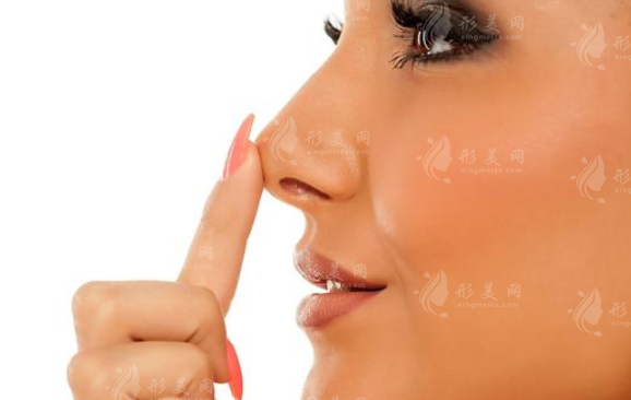 延長(zhǎng)鼻小柱的方法有哪些？鼻小柱延長(zhǎng)術(shù)的優(yōu)點(diǎn)及適合人群一覽