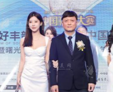 廣州藝星蔣思軍院長(zhǎng)在隆胸技術(shù)方面有哪些特色和優(yōu)勢(shì)？
