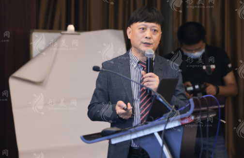 蔣思軍院長在手術(shù)中如何進(jìn)行患者溝通？