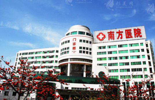 南方醫(yī)院整形外科地址在哪？2位醫(yī)生推薦及價(jià)格分享~