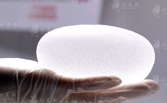 隆胸之后怎么取出假體？術(shù)后創(chuàng)口會很大嗎？