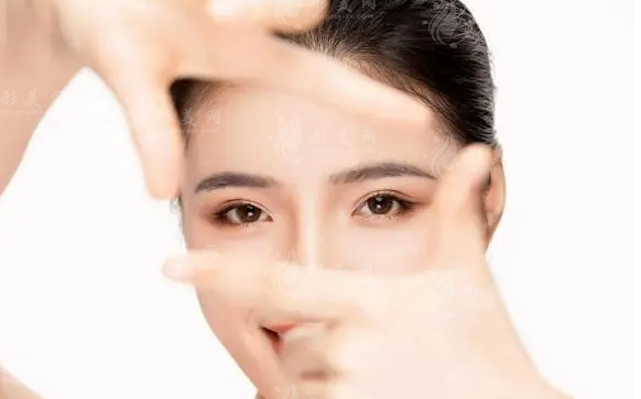 埋線雙眼皮與全切雙眼皮的價(jià)格比較