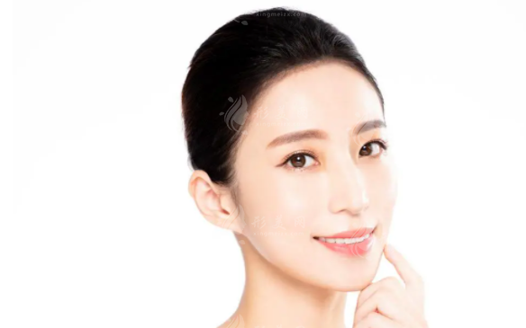 鼻中隔隆鼻是永久嗎？有什么后遺癥？