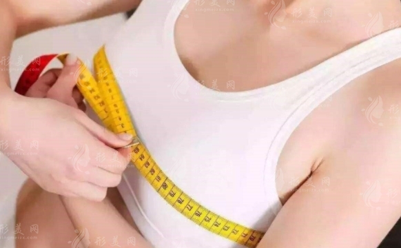 乳房整形手術(shù)項(xiàng)目及其切口選擇策略