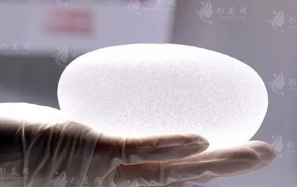 上海九院豐胸假體取出怎么樣？掛什么門診？口碑醫(yī)生、新價目表