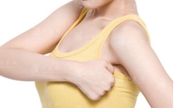 隆胸后的乳房自然嗎？需要住院多久？