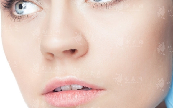 自體脂肪隆鼻：為何備受追捧？?jī)?yōu)缺點(diǎn)全面分析