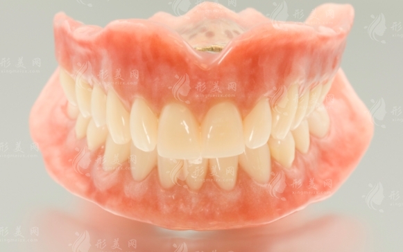 全瓷牙與烤瓷牙：哪個(gè)好？