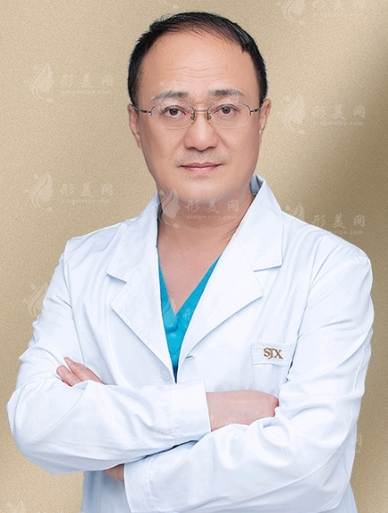 邱立東