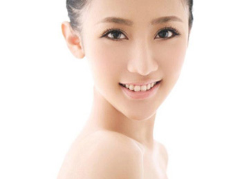 彩光嫩膚