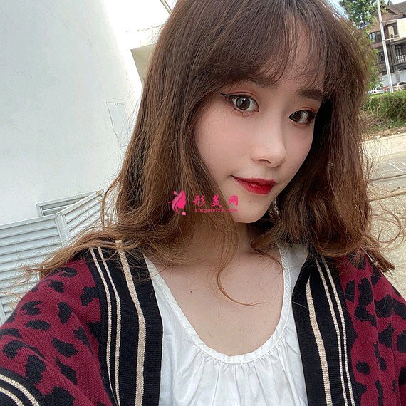 做玻尿酸墊下巴