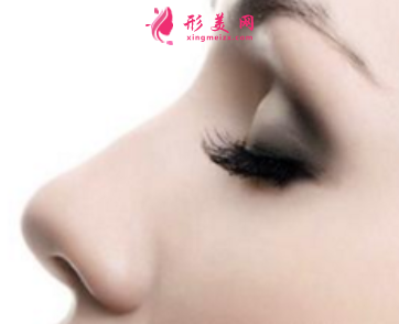假體隆鼻后吃什么比較好