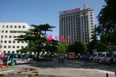 濟(jì)南市中心醫(yī)院整形科價(jià)格表_醫(yī)生介紹及真實(shí)評價(jià)參考