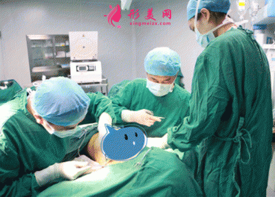 深圳陽光整形醫(yī)院李映雨隆胸案例