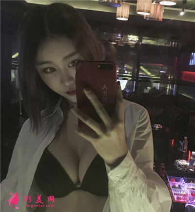 上海假體隆胸術(shù)后恢復(fù)情況對比圖分享