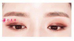 埋線雙眼皮術(shù)后能化妝嗎？