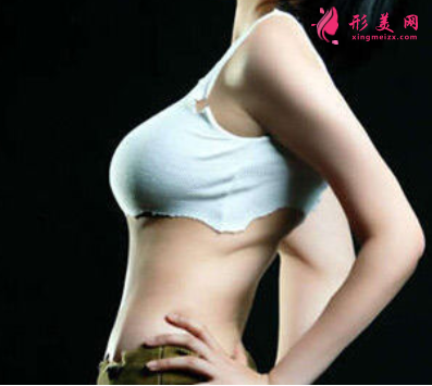 吸脂豐胸術(shù)后護(hù)理要注意什么