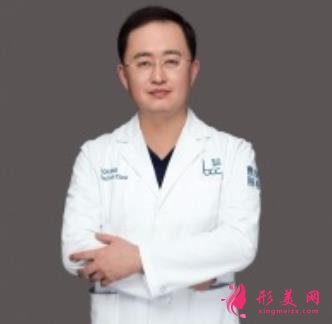 重慶雙眼皮知名醫(yī)生排行榜！網(wǎng)評好價(jià)格親民的_能免費(fèi)預(yù)約哦~