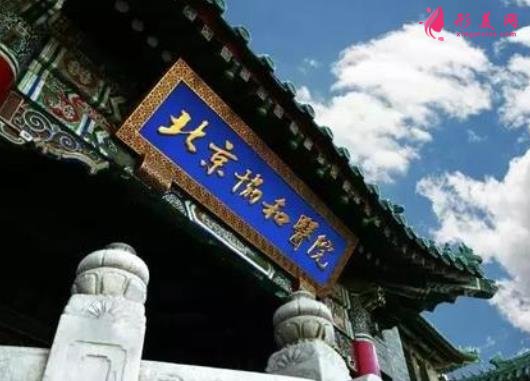 北京整形醫(yī)院做隆胸排名前三的曝光~八大處、協(xié)和、301等價(jià)格標(biāo)準(zhǔn)查詢