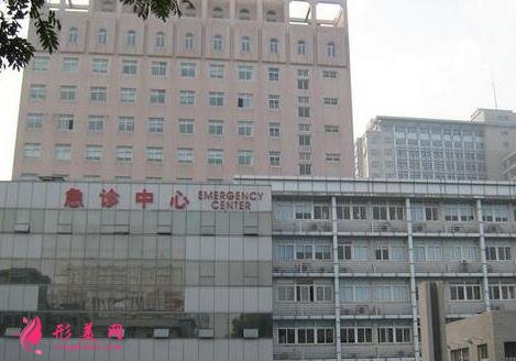南通割雙眼皮哪個(gè)醫(yī)院好？公立和私立優(yōu)劣對(duì)比！含價(jià)格明細(xì)