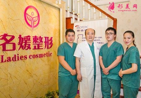 湛江割雙眼皮好的醫(yī)院排行榜！嚴(yán)選四家優(yōu)質(zhì)口碑醫(yī)院推薦_價格標(biāo)準(zhǔn)免費(fèi)看
