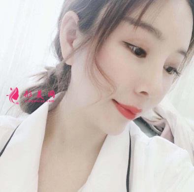 南京康美馮思陽隆鼻怎么樣？看完下面真實(shí)案例及價格收費(fèi)表再來評價