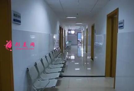 長沙市中心醫(yī)院整形外科怎么樣？2021價(jià)格表（費(fèi)用）明細(xì)參考