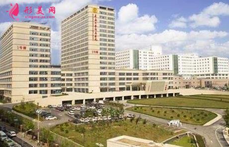青島大學(xué)附屬醫(yī)院整形科怎么樣？附醫(yī)生介紹|價(jià)格一覽表
